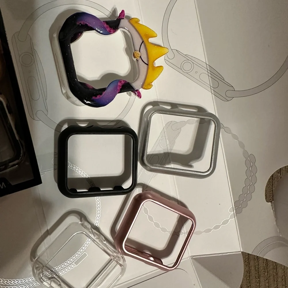 Apple Watch Series 3 - Space Gray with Black Band - Picture 14 of 15